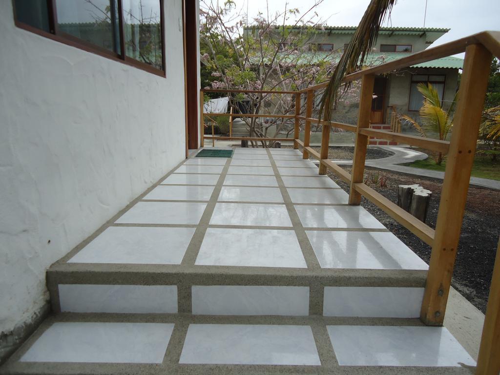 Cartago Bay Villa ปวยร์โต วิลยามิล ภายนอก รูปภาพ